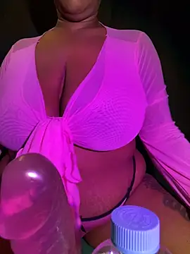 xoxoHotCoCo online show from January 21, 4:10 am