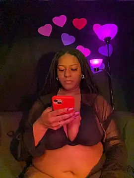 xoxoHotCoCo online show from February 26, 12:37 pm