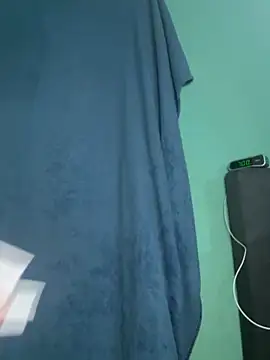 Snapshot of pinkywetter chatting on November 2, 11:01 am pinkywetter online show from November 2, 11:01 am