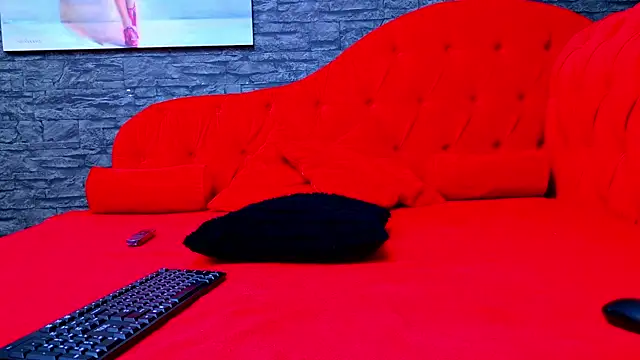 SelenaNoir online show from November 20, 5:29 am