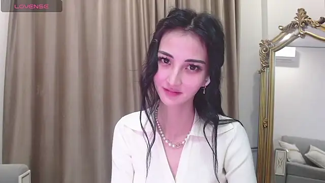 Snapshot of newfrommacau chatting on October 15, 3:23 pm newfrommacau online show from October 15, 3:23 pm