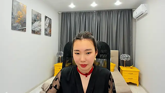 Snapshot of AnnaReyla chatting on February 19, 4:44 pm AnnaReyla online show from February 19, 4:44 pm