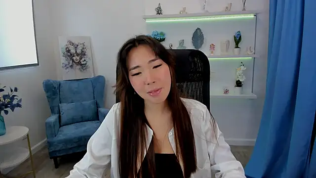 Snapshot of AnnaReyla chatting on September 28, 7:19 pm AnnaReyla online show from September 28, 7:19 pm