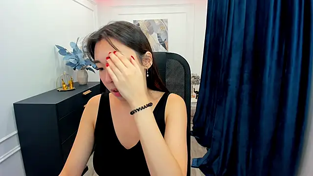 Snapshot of AnnaReyla chatting on September 29, 7:51 pm AnnaReyla online show from September 29, 7:51 pm