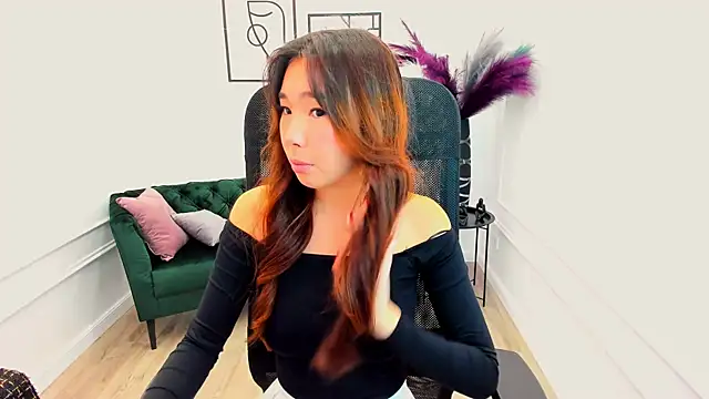 Snapshot of AnnaReyla chatting on October 7, 11:18 am AnnaReyla online show from October 7, 11:18 am