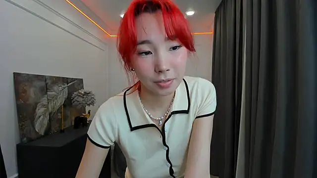 AnnaReyla online show from April 22, 11:12 am