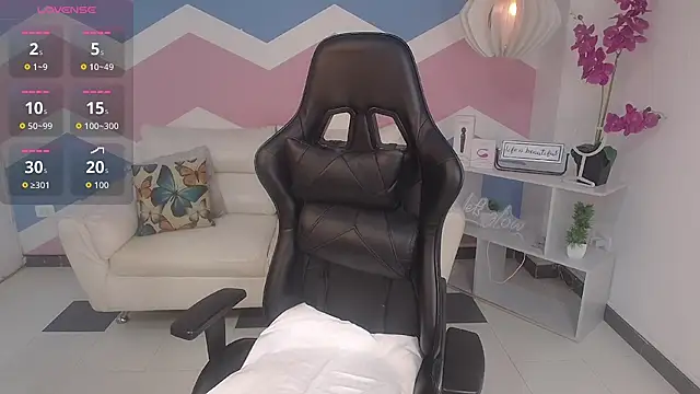 miss honey01 online show from September 30, 8:58 pm