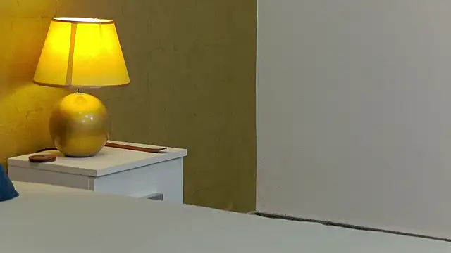 Annabellerise online show from March 18, 6:37 pm