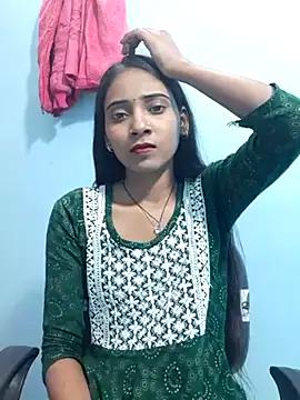 Snapshot of Divya-2007 chatting on February 13, 7:13 am Divya-2007 online show from February 13, 7:13 am