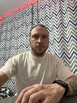 Snapshot of _XxX-XxX_ chatting on January 16, 8:14 pm  XxX-XxX  online show from January 16, 8:14 pm