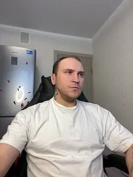 Snapshot of _XxX-XxX_ chatting on February 10, 8:42 am  XxX-XxX  online show from February 10, 8:42 am