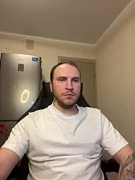 Snapshot of _XxX-XxX_ chatting on February 19, 12:57 am  XxX-XxX  online show from February 19, 12:57 am