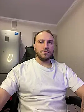 Snapshot of _XxX-XxX_ chatting on February 21, 9:32 pm  XxX-XxX  online show from February 21, 9:32 pm