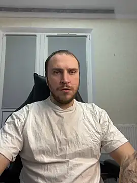 Snapshot of _XxX-XxX_ chatting on February 28, 12:21 am  XxX-XxX  online show from February 28, 12:21 am