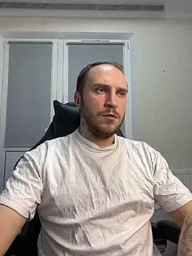 Snapshot of _XxX-XxX_ chatting on February 28, 3:26 am  XxX-XxX  online show from February 28, 3:26 am