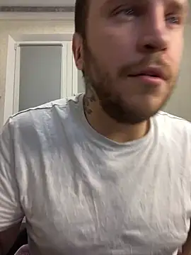 Snapshot of _XxX-XxX_ chatting on February 28, 9:23 pm  XxX-XxX  online show from February 28, 9:23 pm