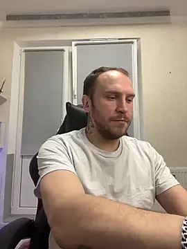 Snapshot of _XxX-XxX_ chatting on March 1, 3:32 am  XxX-XxX  online show from March 1, 3:32 am