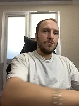 Snapshot of _XxX-XxX_ chatting on March 4, 6:37 am  XxX-XxX  online show from March 4, 6:37 am