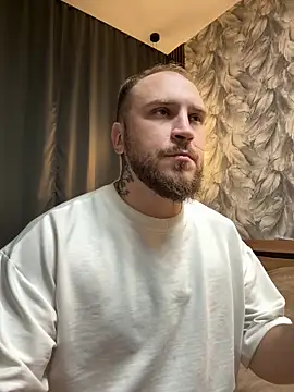 Snapshot of _XxX-XxX_ chatting on October 16, 2:45 am  XxX-XxX  online show from October 16, 2:45 am