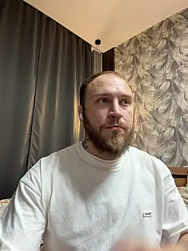 Snapshot of _XxX-XxX_ chatting on June 30, 10:55 pm XxX-XxX online show from June 30, 10:55 pm