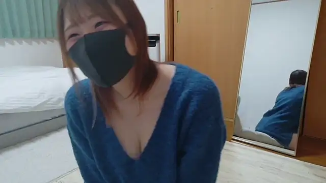 Snapshot of hirohiro_chan chatting on March 5, 12:45 pm hirohiro chan online show from March 5, 12:45 pm