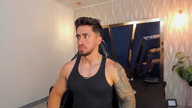 Brad Summer online show from April 8, 11:16 pm