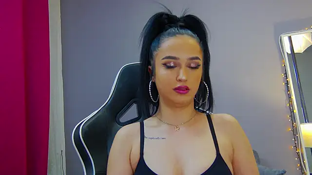 Eva Lovvia  online show from February 20, 7:41 pm