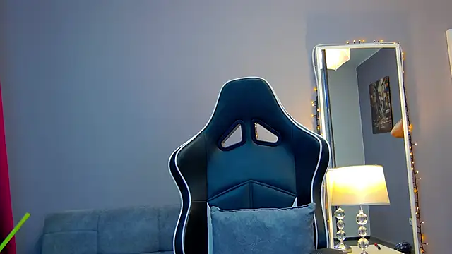 Eva Lovvia  online show from March 7, 4:46 am