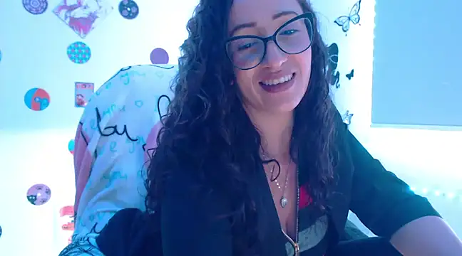 Snapshot of samy_love35 chatting on February 14, 12:25 pm samy love35 online show from February 14, 12:25 pm