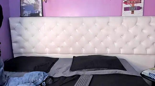 Snapshot of dalmonn_lennoxx chatting on February 9, 12:41 pm dalmonn lennoxx online show from February 9, 12:41 pm