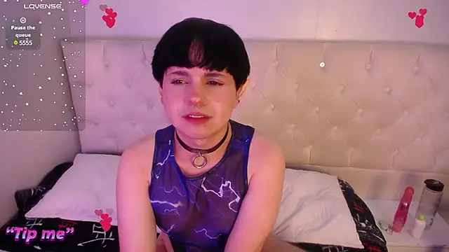 Snapshot of dalmonn_lennoxx chatting on February 25, 12:25 am dalmonn lennoxx online show from February 25, 12:25 am