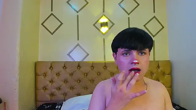 Snapshot of dalmonn_lennoxx chatting on March 14, 7:34 pm dalmonn lennoxx online show from March 14, 7:34 pm