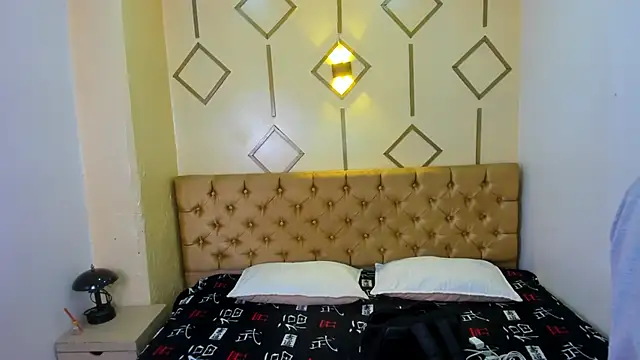 Snapshot of dalmonn_lennoxx chatting on March 19, 7:38 pm dalmonn lennoxx online show from March 19, 7:38 pm