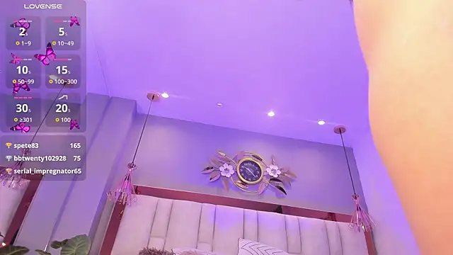 ArianaGolden online show from November 9, 3:21 pm