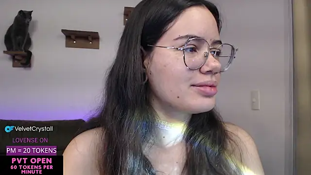 Snapshot of crystalll_room chatting on September 26, 3:54 am crystalll room online show from September 26, 3:54 am