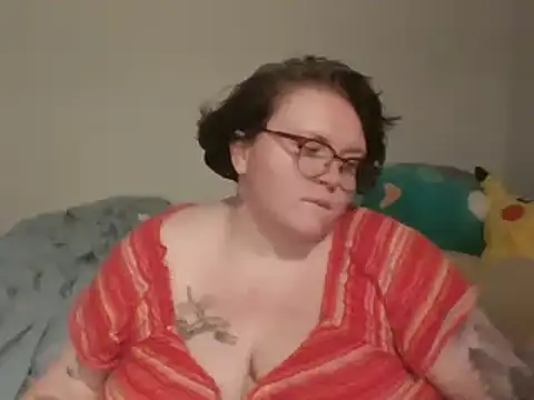 Snapshot of CorgiGodez98 chatting on February 6, 8:07 am CorgiGodez98 online show from February 6, 8:07 am