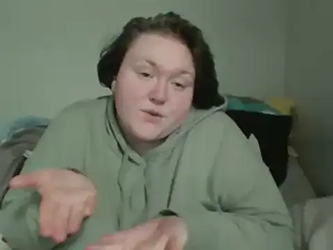 Snapshot of CorgiGodez98 chatting on February 12, 11:40 am CorgiGodez98 online show from February 12, 11:40 am