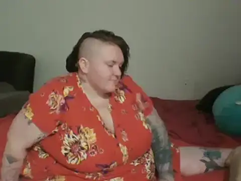 Snapshot of CorgiGodez98 chatting on February 22, 4:07 am CorgiGodez98 online show from February 22, 4:07 am