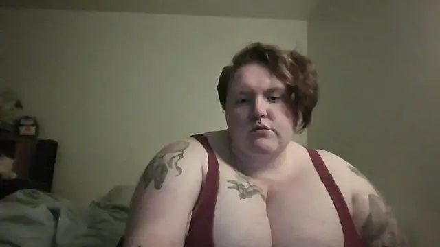 Snapshot of CorgiGodez98 chatting on September 19, 5:53 am CorgiGodez98 online show from September 19, 5:53 am