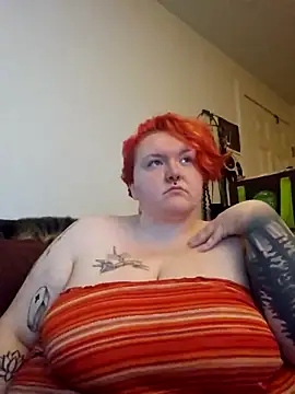 Snapshot of CorgiGodez98 chatting on November 1, 5:31 am CorgiGodez98 online show from November 1, 5:31 am