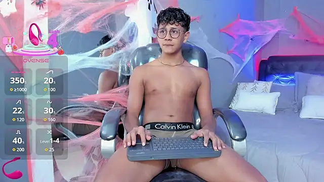 Dawn16  online show from October 12, 9:03 pm