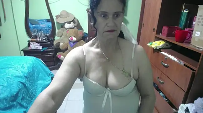 Snapshot of jazmin_mature_ chatting on February 14, 11:42 am jazmin mature online show from February 14, 11:42 am