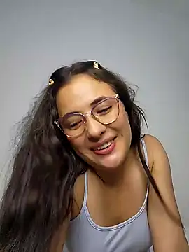 Snapshot of baaby-miiaa chatting on January 19, 2:47 am baaby-miiaa online show from January 19, 2:47 am