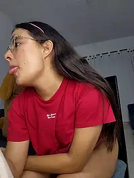 Snapshot of baaby-miiaa chatting on January 23, 6:17 am baaby-miiaa online show from January 23, 6:17 am