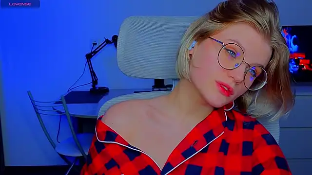  JessieVibes online show from January 30, 6:32 pm