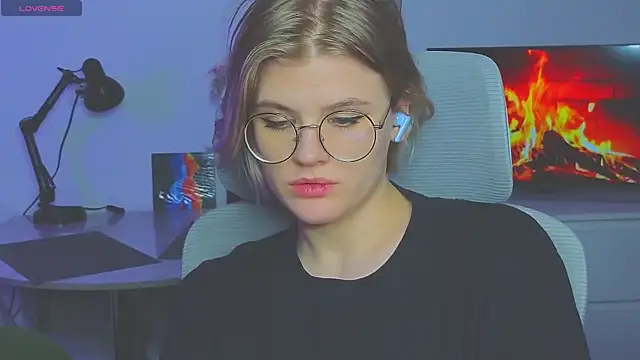  JessieVibes online show from February 6, 8:13 pm