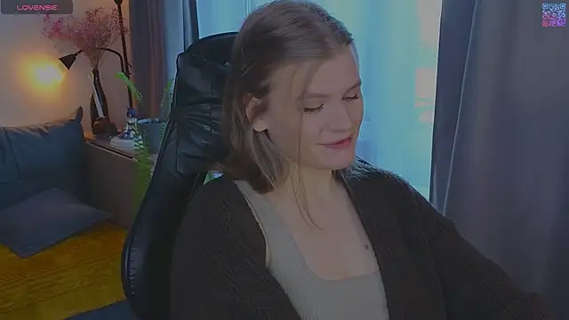  JessieVibes online show from April 24, 1:57 pm