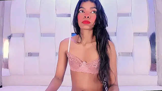 Snapshot of BriannaRoses chatting on November 7, 9:04 pm BriannaRoses online show from November 7, 9:04 pm