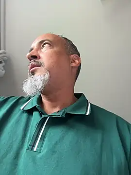 Snapshot of TheConfidentialClub chatting on September 30, 4:34 pm TheConfidentialClub online show from September 30, 4:34 pm