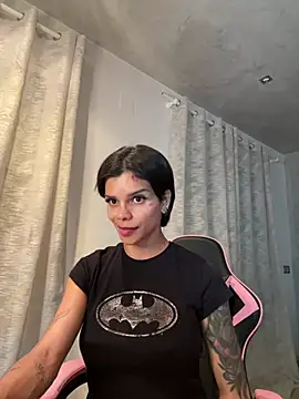 Rosariolovex online show from January 30, 7:15 pm